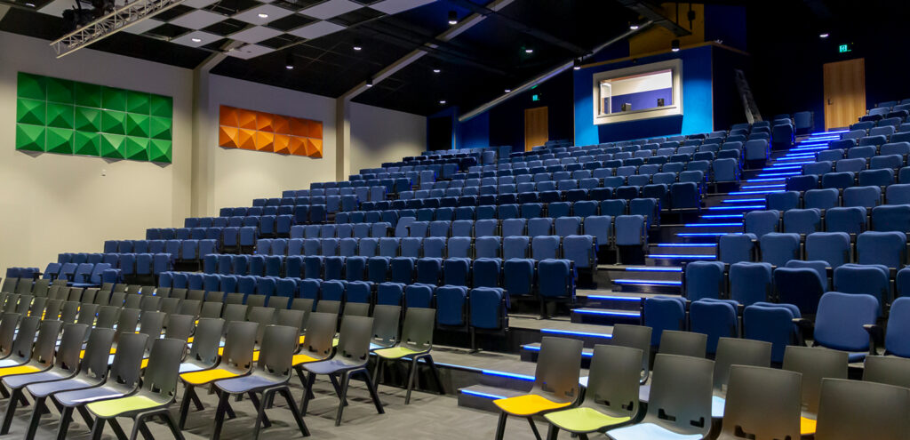 Best of all, no major structural modifications were required—we were able to use the existing rigging points to deploy the JBL SRX900 line array efficiently