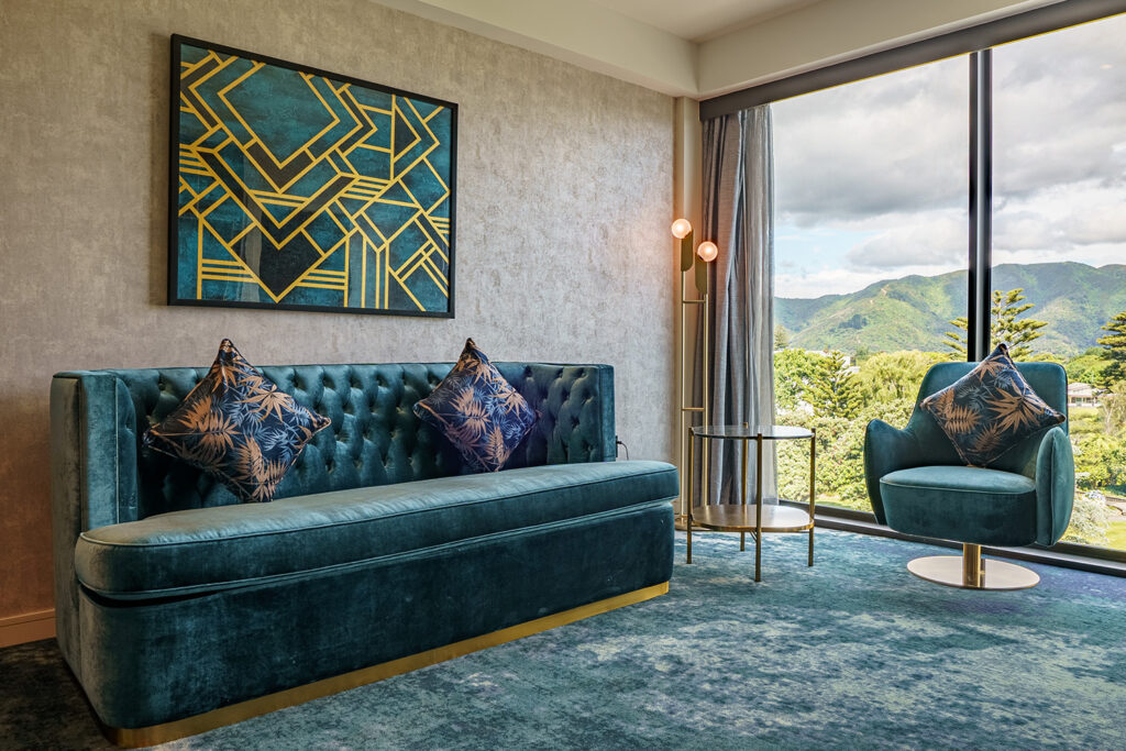 JBL Control 16CT ceiling loudspeakers were deployed to deliver clean, discreet audio, allowing ambient background music to gently shape the atmosphere without visually intruding on the space.