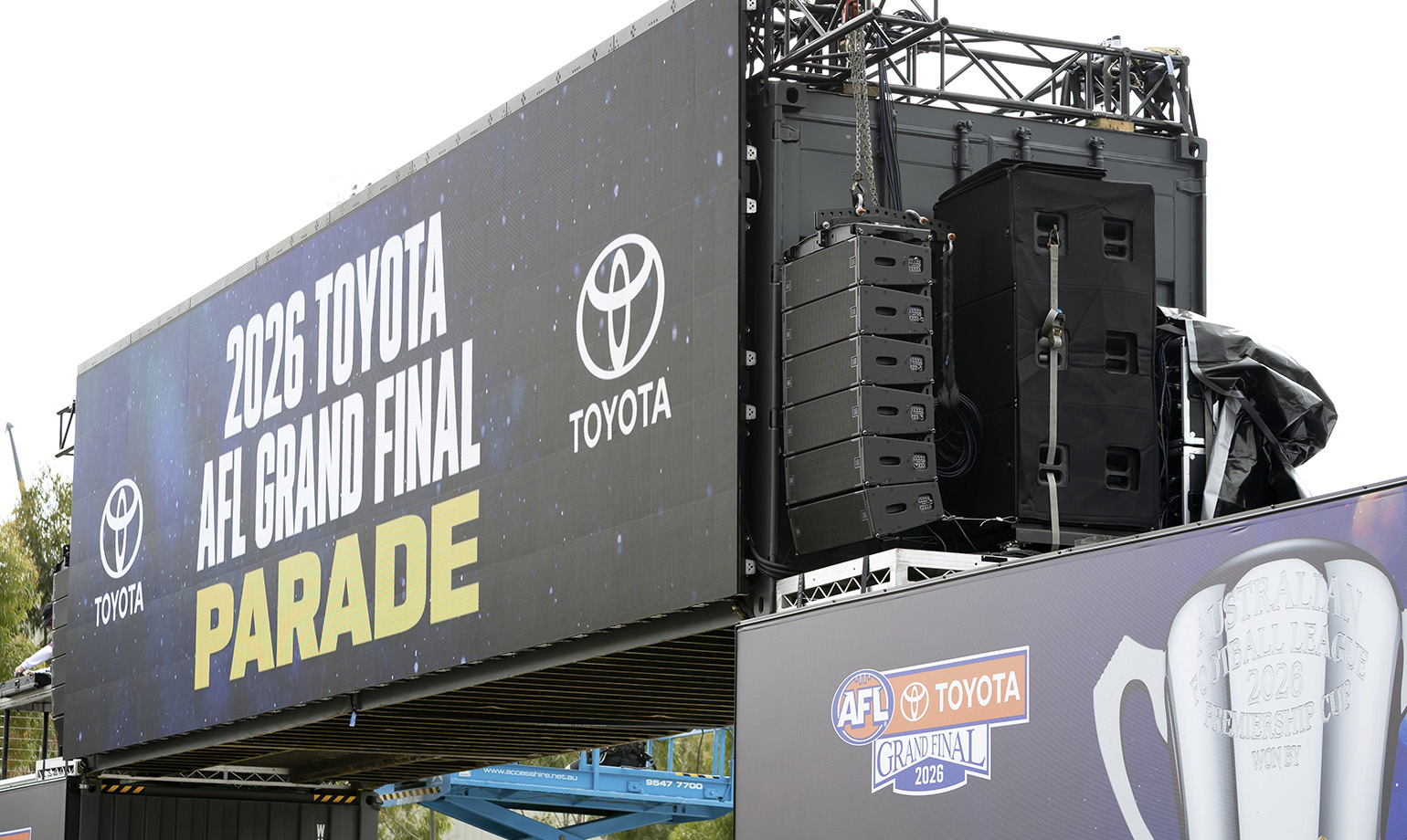 Harry the hirer Productions invests in JBL VTX A Series for major Australian events.